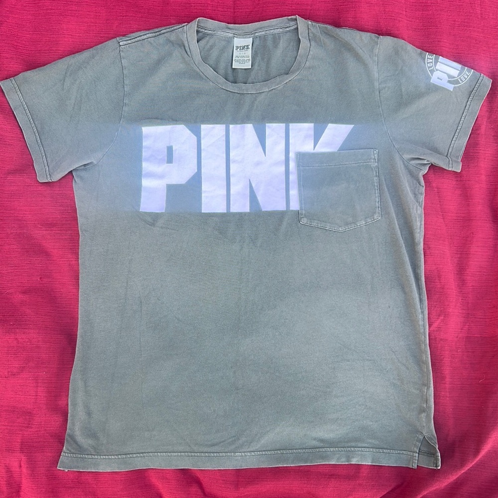 Pink Victoria’s Secret Short Sleeve Shirt Size Large